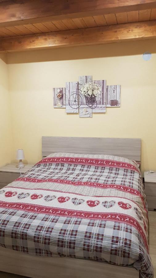 La Ca' D' Rina Casa Vacanze Melle ภายนอก รูปภาพ