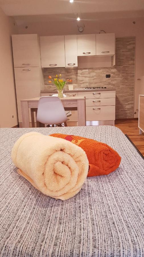 La Ca' D' Rina Casa Vacanze Melle ภายนอก รูปภาพ